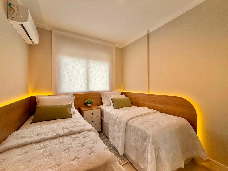 AMPLO APARTAMENTO DECORADO DE 03 DORM COM VISTA PARA A SERRA E O MAR!: 8ª foto da galeria de imagens do imóvel