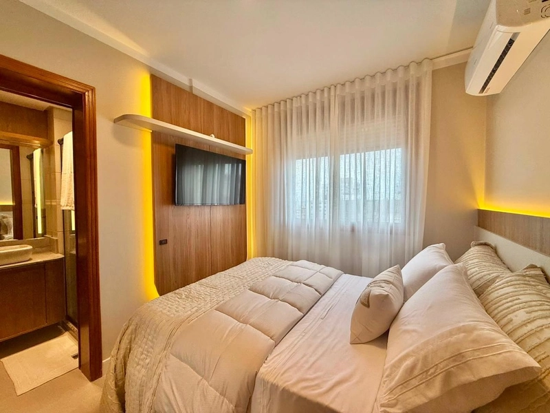 AMPLO APARTAMENTO DECORADO DE 03 DORM COM VISTA PARA A SERRA E O MAR!: 9ª foto da galeria de imagens do imóvel
