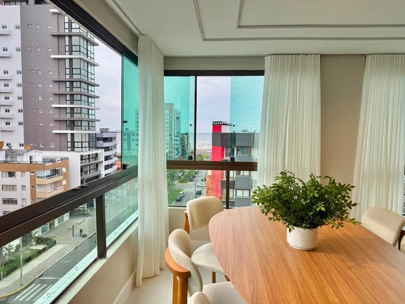 AMPLO APARTAMENTO DECORADO DE 03 DORM COM VISTA PARA A SERRA E O MAR!: 6ª foto da galeria de imagens do imóvel
