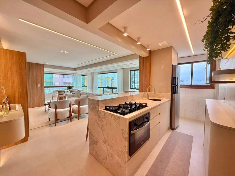 AMPLO APARTAMENTO DECORADO DE 03 DORM COM VISTA PARA A SERRA E O MAR!: 7ª foto da galeria de imagens do imóvel