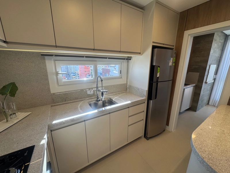 APARTAMENTO MOBILIADO E DECORADO NO BAIRRO ZONA NOVA!: 5ª foto da galeria de imagens do imóvel