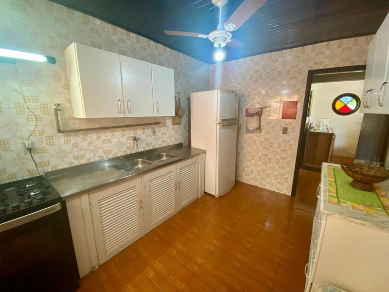 CASA MOBILIADA EM XANGRI-LÁ COMPOSTA POR 03 DORMITÓRIOS: 6ª foto da galeria de imagens do imóvel