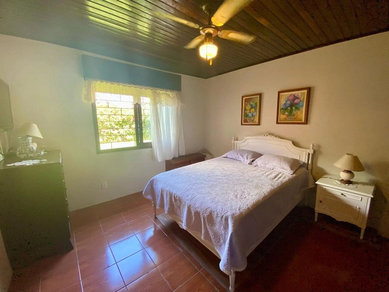 CASA MOBILIADA EM XANGRI-LÁ COMPOSTA POR 03 DORMITÓRIOS: 17ª foto da galeria de imagens do imóvel