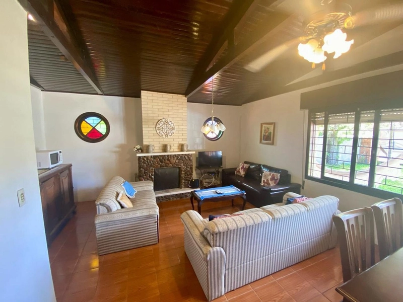 CASA MOBILIADA EM XANGRI-LÁ COMPOSTA POR 03 DORMITÓRIOS: 10ª foto da galeria de imagens do imóvel