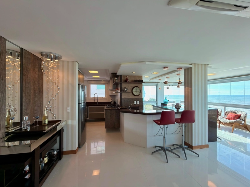 *RARIDADE NO MERCADO À VENDA* APARTAMENTO DE FRENTE PARA O MAR: 43ª foto da galeria de imagens do imóvel