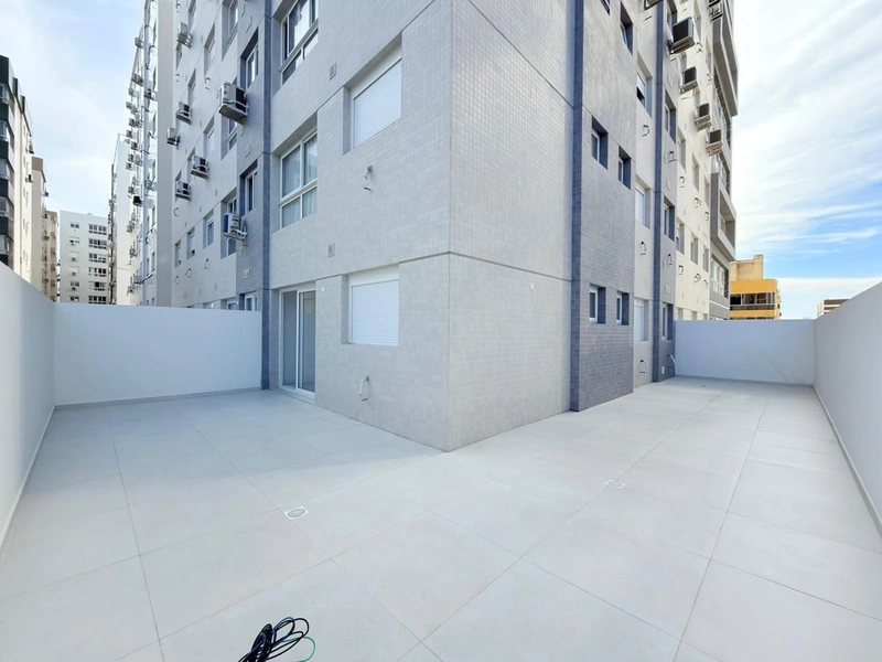 APARTAMENTO À VENDA Bairro Navegantes COM TERRAÇO EM L: 11ª foto da galeria de imagens do imóvel