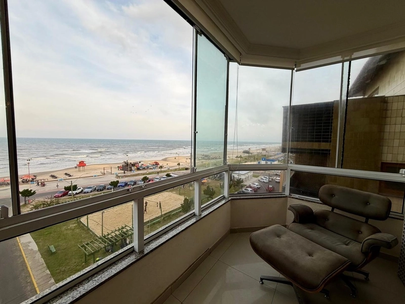 APARTAMENTO MOBILIADO E DECORADO DE FRENTE PARA O MAR COM DUAS VAGAS!: 3ª foto da galeria de imagens do imóvel