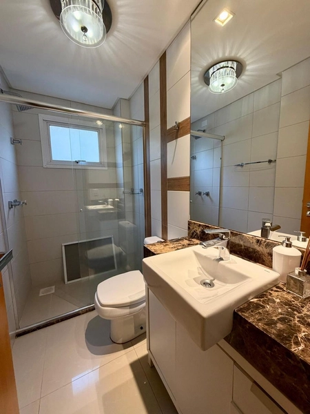 APARTAMENTO MOBILIADO E DECORADO DE FRENTE PARA O MAR COM DUAS VAGAS!: 2ª foto da galeria de imagens do imóvel