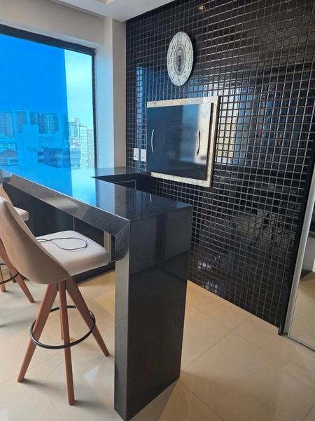 APARTAMENTO DE 01 DORMITÓRIO COM VISTA PARA O MAR: 1ª foto da galeria de imagens do imóvel