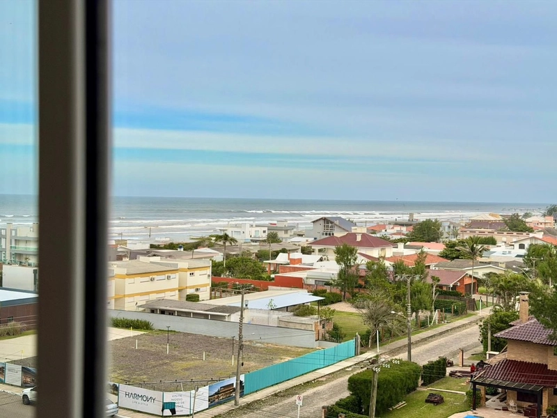APARTAMENTO À VENDA EM CAPÃO DA CANOA - NOVIDADE COM VISTA MAR: 3ª foto da galeria de imagens do imóvel