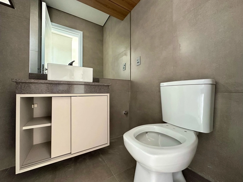 APARTAMENTO DE 2 DORMITÓRIOS C/ SUITE,  DE FRENTE PARA AVENIDA E LINDA: 2ª foto da galeria de imagens do imóvel