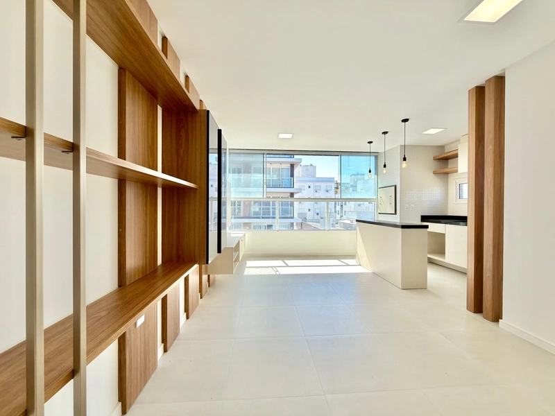 APARTAMENTO MOBILIADO COM MÓVEIS FIXOS COMPOSTO POR 03 DORMITÓRIOS: 2ª foto da galeria de imagens do imóvel