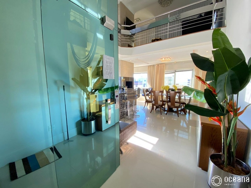 APARTAMENTO TRIPLEX 5 DORMITOTORIOS BAIRRO ZONA NOVA EM CAPÃO DA CANOA: 2ª foto da galeria de imagens do imóvel