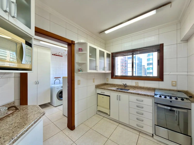 APARTAMENTO À VENDA • VISTA PARA O MAR • 2 VAGAS: 12ª foto da galeria de imagens do imóvel