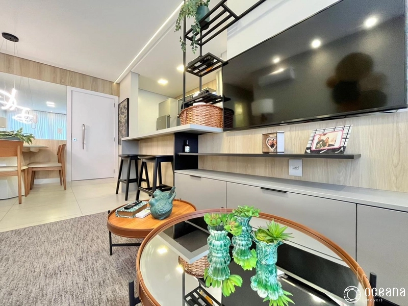 AMPLO APARTAMENTO MOBILIADO E DECORADO DE 02 DORMITÓRIOS COM VAGA!: 4ª foto da galeria de imagens do imóvel