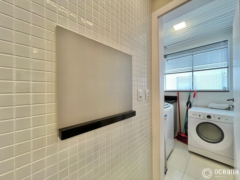 AMPLO APARTAMENTO MOBILIADO E DECORADO DE 02 DORMITÓRIOS COM VAGA!: 3ª foto da galeria de imagens do imóvel