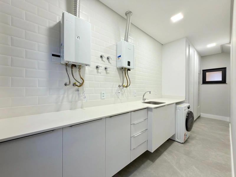CASA MOBILIADA E DECORADA EM CONDOMÍNIO FECHADO COM 230m²: 19ª foto da galeria de imagens do imóvel