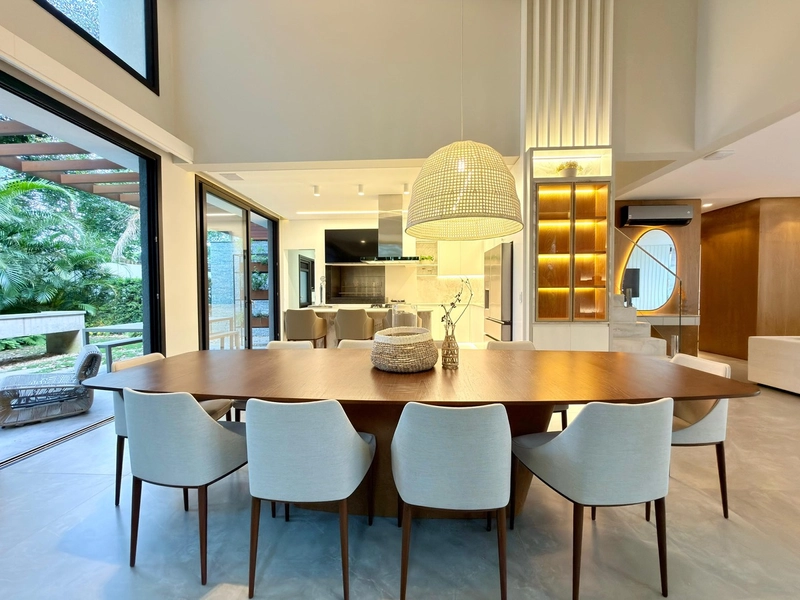 CASA MOBILIADA E DECORADA EM CONDOMÍNIO FECHADO COM 230m²: 3ª foto da galeria de imagens do imóvel