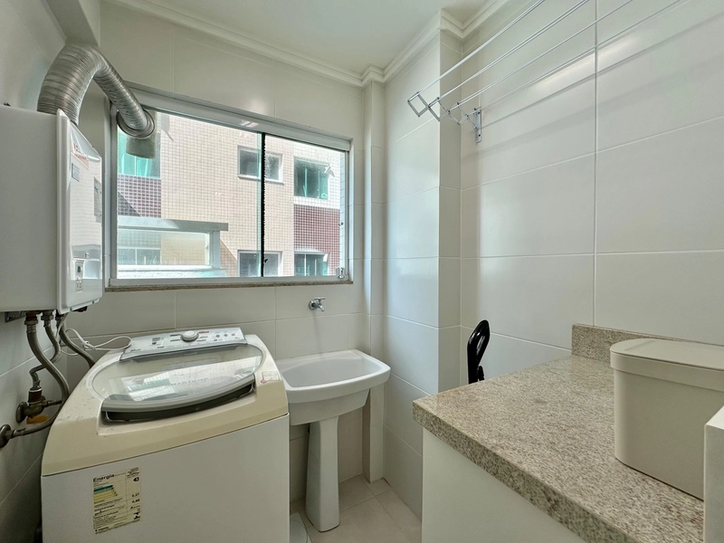 APARTAMENTO MOBILIADO E DECORADO COM DUAS VAGAS DE GARAGEM!: 10ª foto da galeria de imagens do imóvel