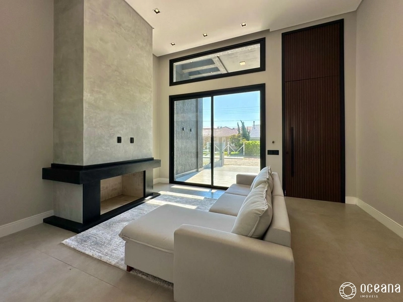 CASA NUNCA HABITADA DE ALTO PADRÃO A POUCOS METROS DO MAR!: 21ª foto da galeria de imagens do imóvel