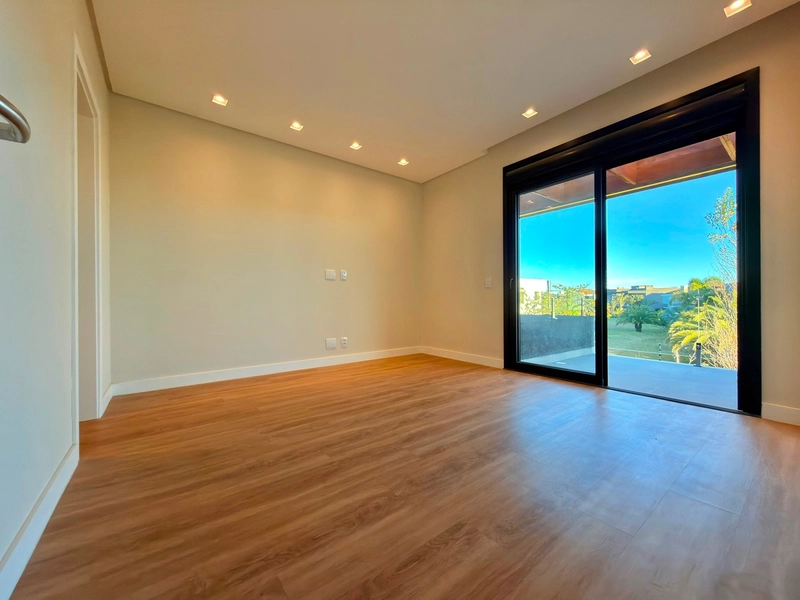 CASA DE 04 SUÍTES EM CONDOMÍNIO FECHADO!: 16ª foto da galeria de imagens do imóvel