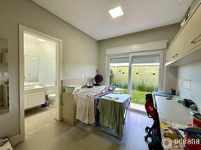 CASA EM CONDOMÍNIO FECHADO COMPOSTA POR 04 SUÍTES : 22ª foto da galeria de imagens do imóvel
