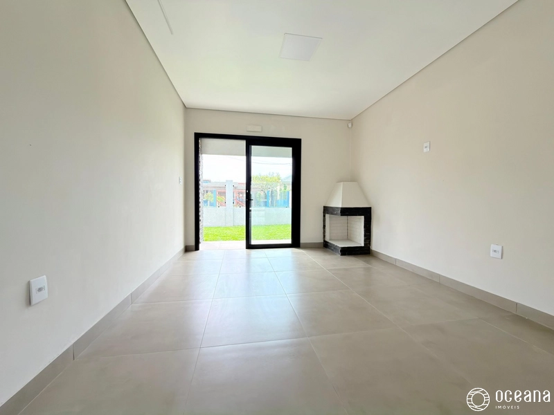 CASA A VENDA EM ATLÂNTIDA SUL: 10ª foto da galeria de imagens do imóvel