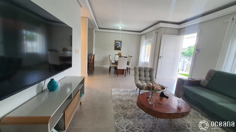 CASA TÉRREA EM EXELENTE LOCALIZAÇÃO NO BAIRRO ZONA NOVA!: 1ª foto da galeria de imagens do imóvel