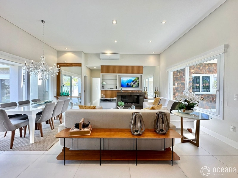 CASA JUNTO AO MAR E PLATAFORMA DE ATLÂNTIDA: 23ª foto da galeria de imagens do imóvel