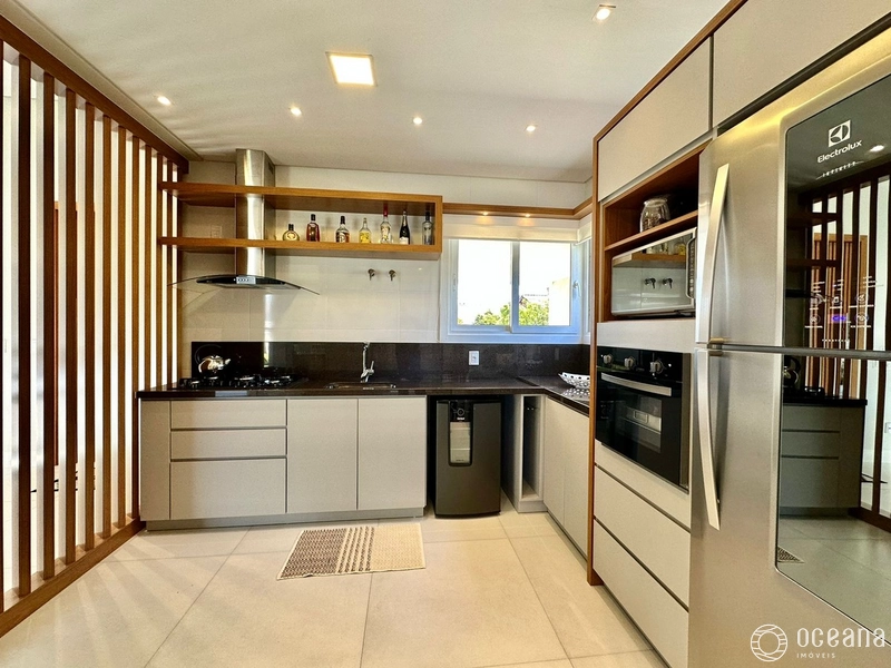 CASA JUNTO AO MAR E PLATAFORMA DE ATLÂNTIDA: 22ª foto da galeria de imagens do imóvel