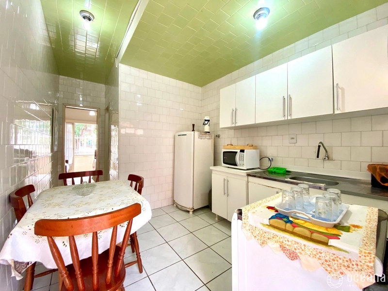 EXCELENTE APARTAMENTO Jk COM SACADÃO DE FRENTE PARA PRAÇA FLÁVIO: 3ª foto da galeria de imagens do imóvel