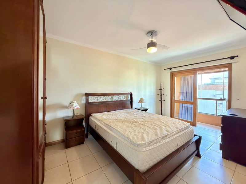 APARTAMENTO DE ESQUINA, COM VISTA PARA O MAR: 9ª foto da galeria de imagens do imóvel