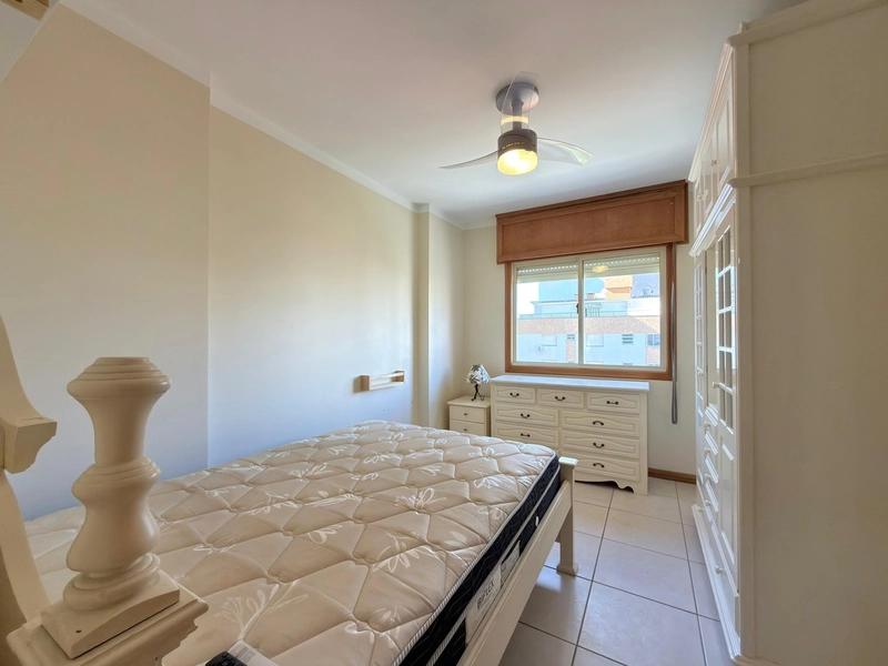 APARTAMENTO DE ESQUINA, COM VISTA PARA O MAR: 8ª foto da galeria de imagens do imóvel