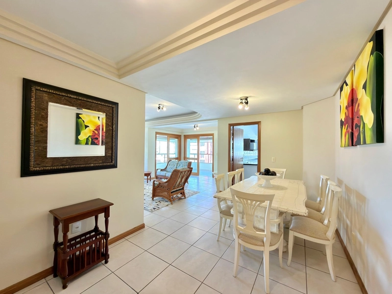 APARTAMENTO DE ESQUINA, COM VISTA PARA O MAR: 16ª foto da galeria de imagens do imóvel