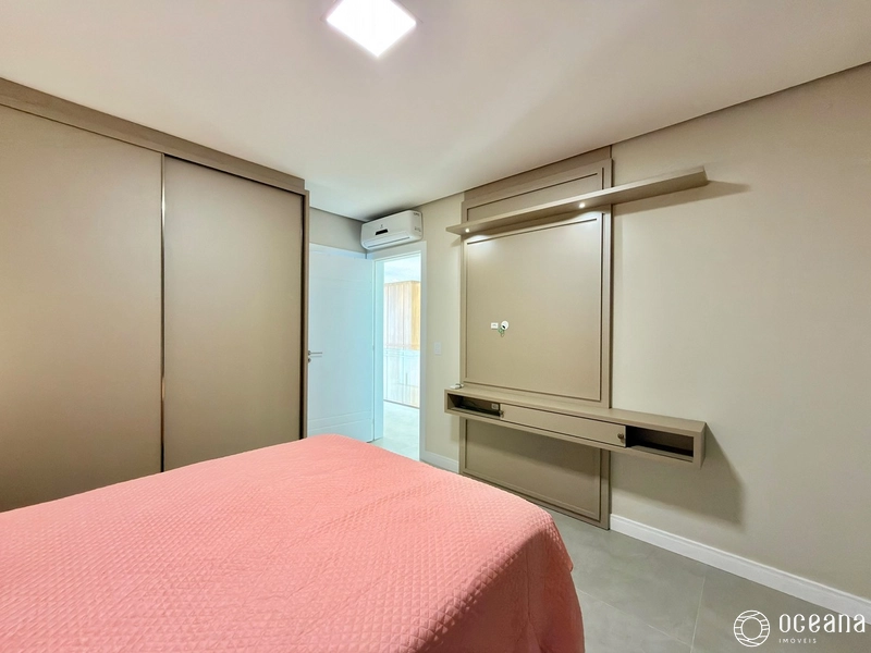 SOBRADO MOBILIADO E DECORADO EM CONDOMÍNIO FECHADO COMPOSTO POR 04 SUÍTES!: 30ª foto da galeria de imagens do imóvel