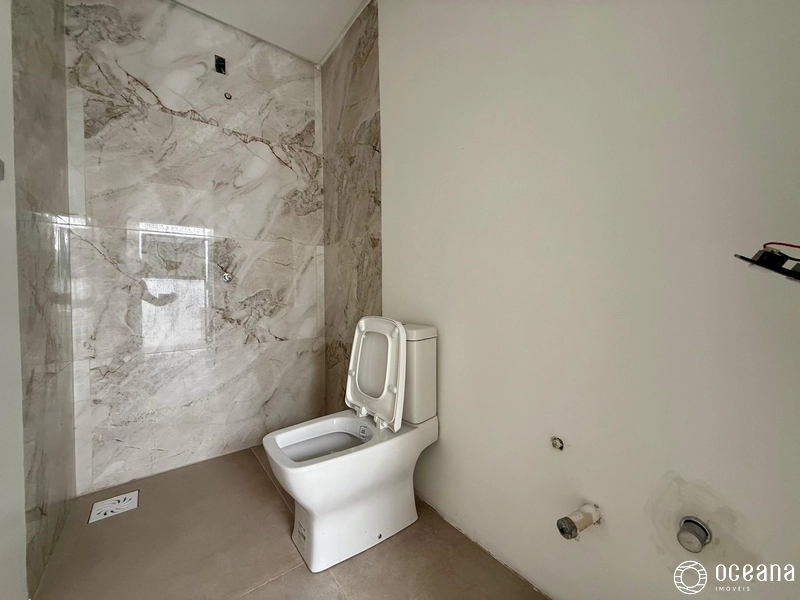 Casa nova 5 suíte no centro de capão da canoa: 7ª foto da galeria de imagens do imóvel