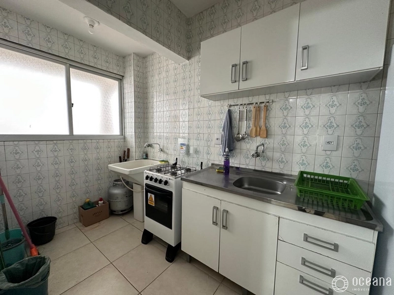 OPORTUNIDADE! APARTAMENTO DE 01 DORMITÓRIO À UMA QUADRA DO MAR!: 3ª foto da galeria de imagens do imóvel