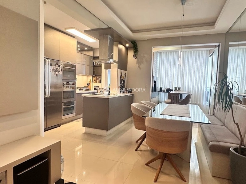 Apartamento mobiliado à venda com 2 quartos no Estreito – Florianópolis: 2ª foto da galeria de imagens do imóvel