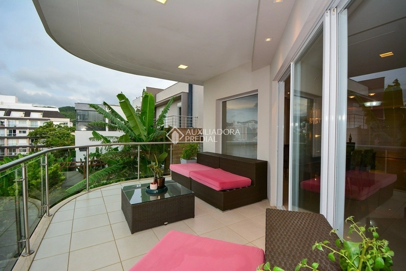 Casa em condomínio fechado | 5 dormitórios | 3 suítes | Alto padrão: 14ª foto da galeria de imagens do imóvel