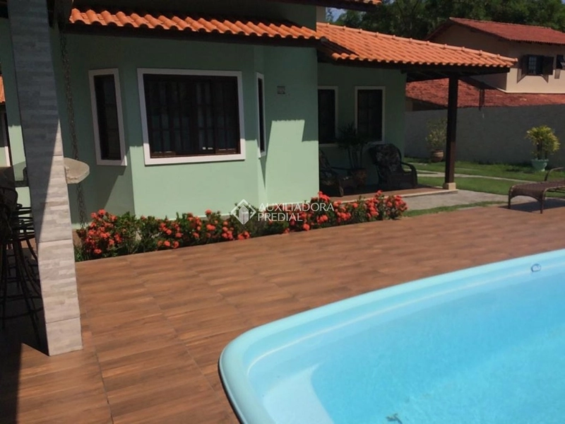 Casa com 4 Suítes em Canasvieiras: 24ª foto da galeria de imagens do imóvel