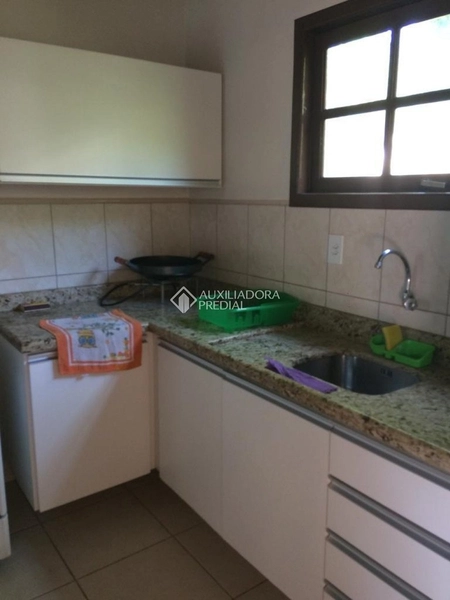 Casa com 4 Suítes em Canasvieiras: 13ª foto da galeria de imagens do imóvel