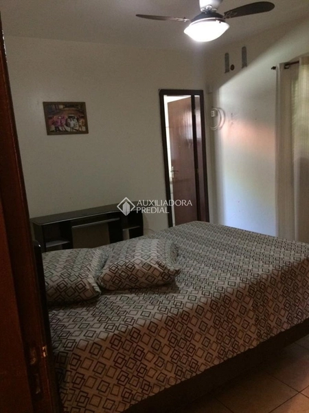 Casa com 4 Suítes em Canasvieiras: 37ª foto da galeria de imagens do imóvel