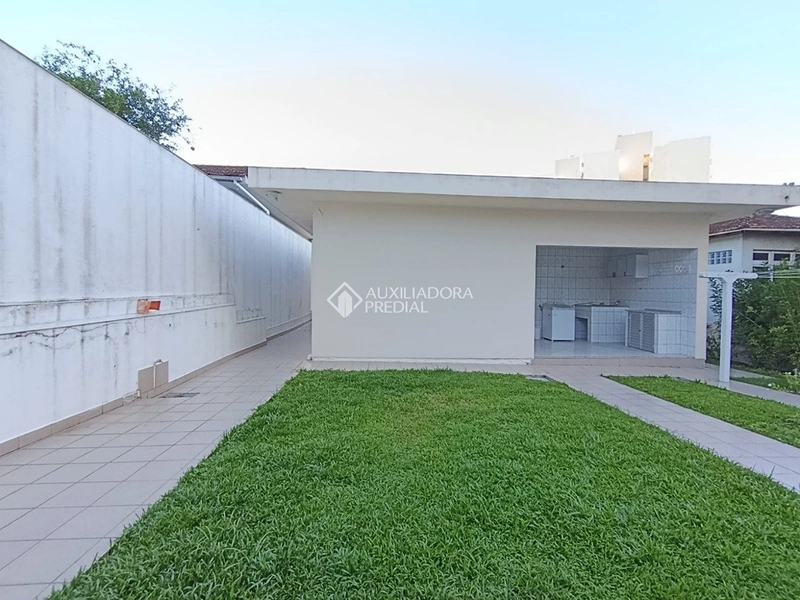 Casa 3 dormitórios - Centro de Florianópolis: 31ª foto da galeria de imagens do imóvel