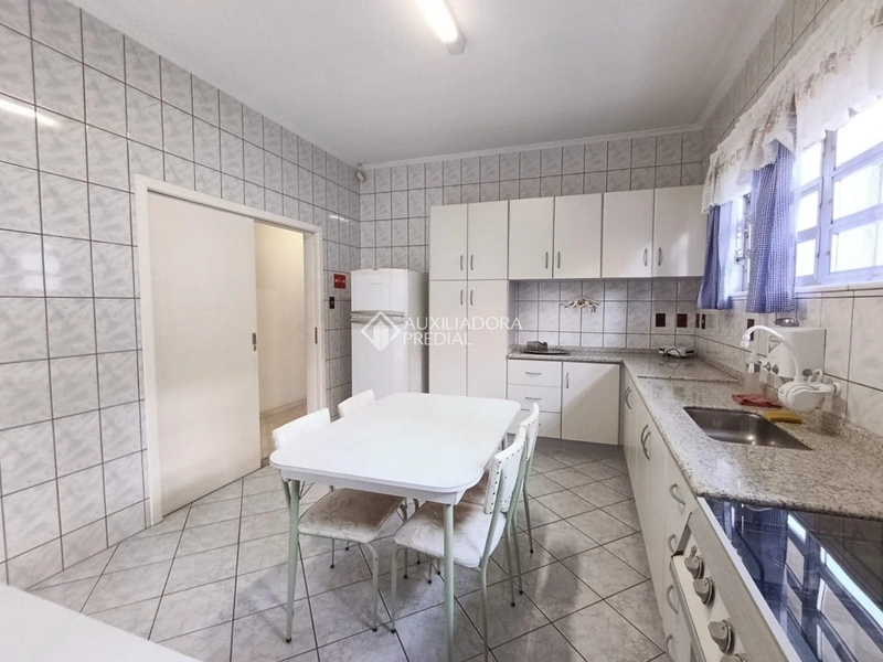 Casa 3 dormitórios - Centro de Florianópolis: 10ª foto da galeria de imagens do imóvel