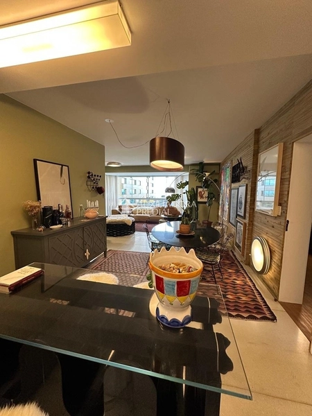 Apartamento amplo para alugar próximo ao Shopping Beira-Mar Florianópolis | 5 quartos | 2 suítes | alto padrão: 6ª foto da galeria de imagens do imóvel