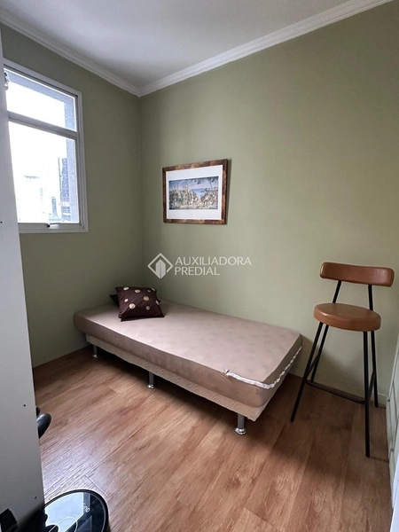 Apartamento amplo para alugar próximo ao Shopping Beira-Mar Florianópolis | 5 quartos | 2 suítes | alto padrão: 15ª foto da galeria de imagens do imóvel