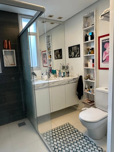 Apartamento amplo para alugar próximo ao Shopping Beira-Mar Florianópolis | 5 quartos | 2 suítes | alto padrão: 16ª foto da galeria de imagens do imóvel