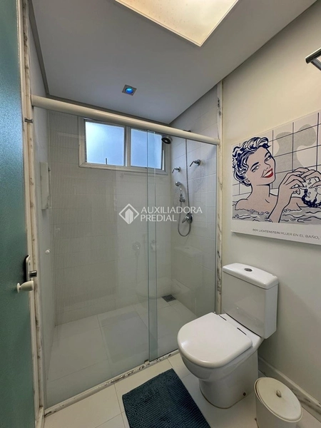 Apartamento amplo para alugar próximo ao Shopping Beira-Mar Florianópolis | 5 quartos | 2 suítes | alto padrão: 18ª foto da galeria de imagens do imóvel