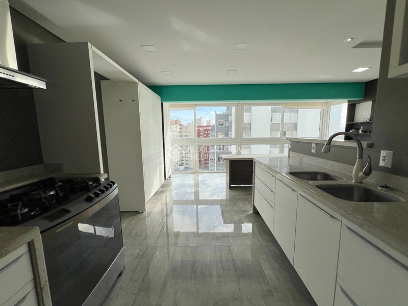 Cobertura Duplex à venda na Beira-Mar Norte | Vista frontal para o mar | Centro de Florianópolis: 36ª foto da galeria de imagens do imóvel