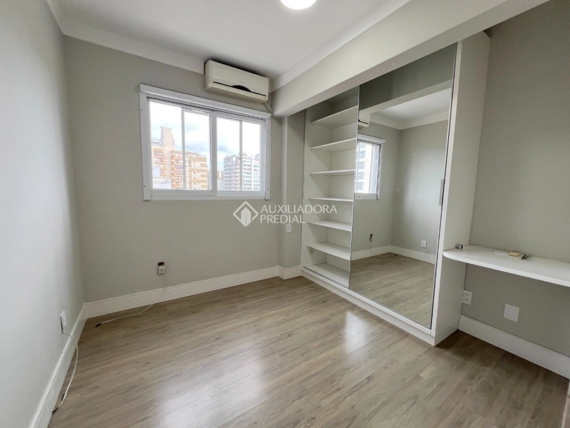 Cobertura Duplex à venda na Beira-Mar Norte | Vista frontal para o mar | Centro de Florianópolis: 39ª foto da galeria de imagens do imóvel